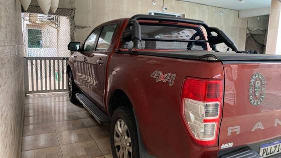 FORD RANGER 3.2 XLT 4X4 CD 20V DIESEL 4P AUTOMÁTICO FORD RANGER 3.2 XLT 4X4 CD 20V DIESEL 4P AUTOMÁTICO